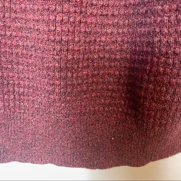 Tommy Bahama Isidro Auburn V Neck Cotton. Sweater Size M - Picture 7 of 10